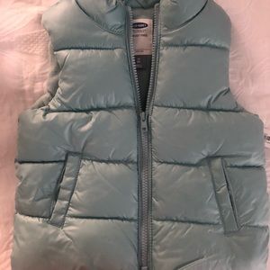 Old Navy winter vest size 3T new with tags